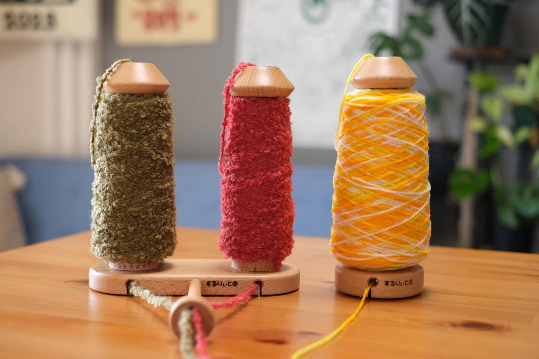 SURURI- Smooth yarn stand - するりぃと