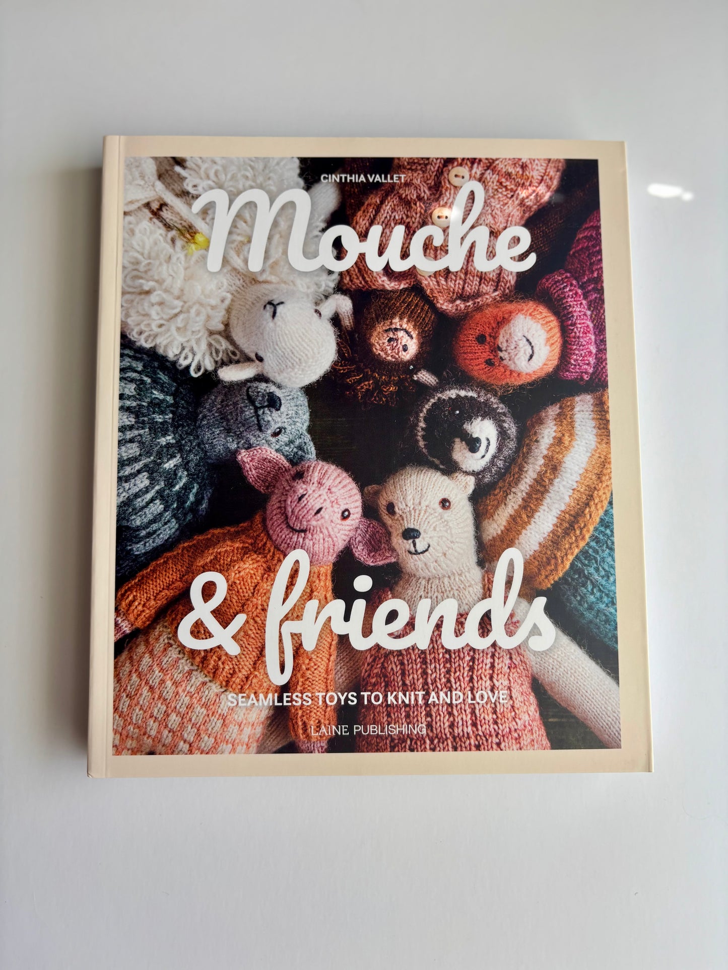 Mouche & Friends Book